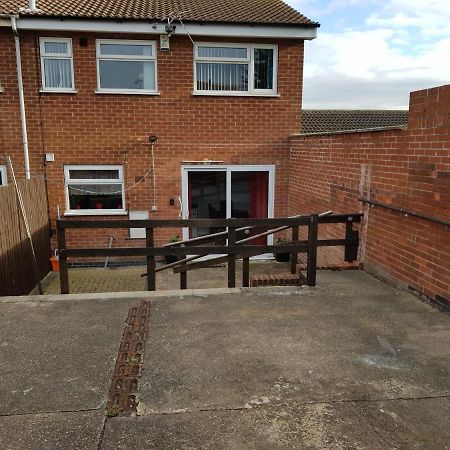 Penllech House - Huku Kwetu Notts - 3 Bedroom Spacious Lovely And Cosy With A Free Parking- Affordable And Suitable To Group Business Travellers Nottingham Zewnętrze zdjęcie