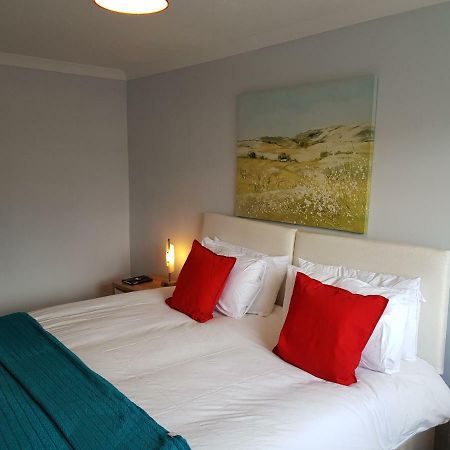 Penllech House - Huku Kwetu Notts - 3 Bedroom Spacious Lovely And Cosy With A Free Parking- Affordable And Suitable To Group Business Travellers Nottingham Zewnętrze zdjęcie